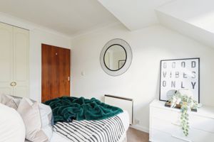 Bedroom- click for photo gallery